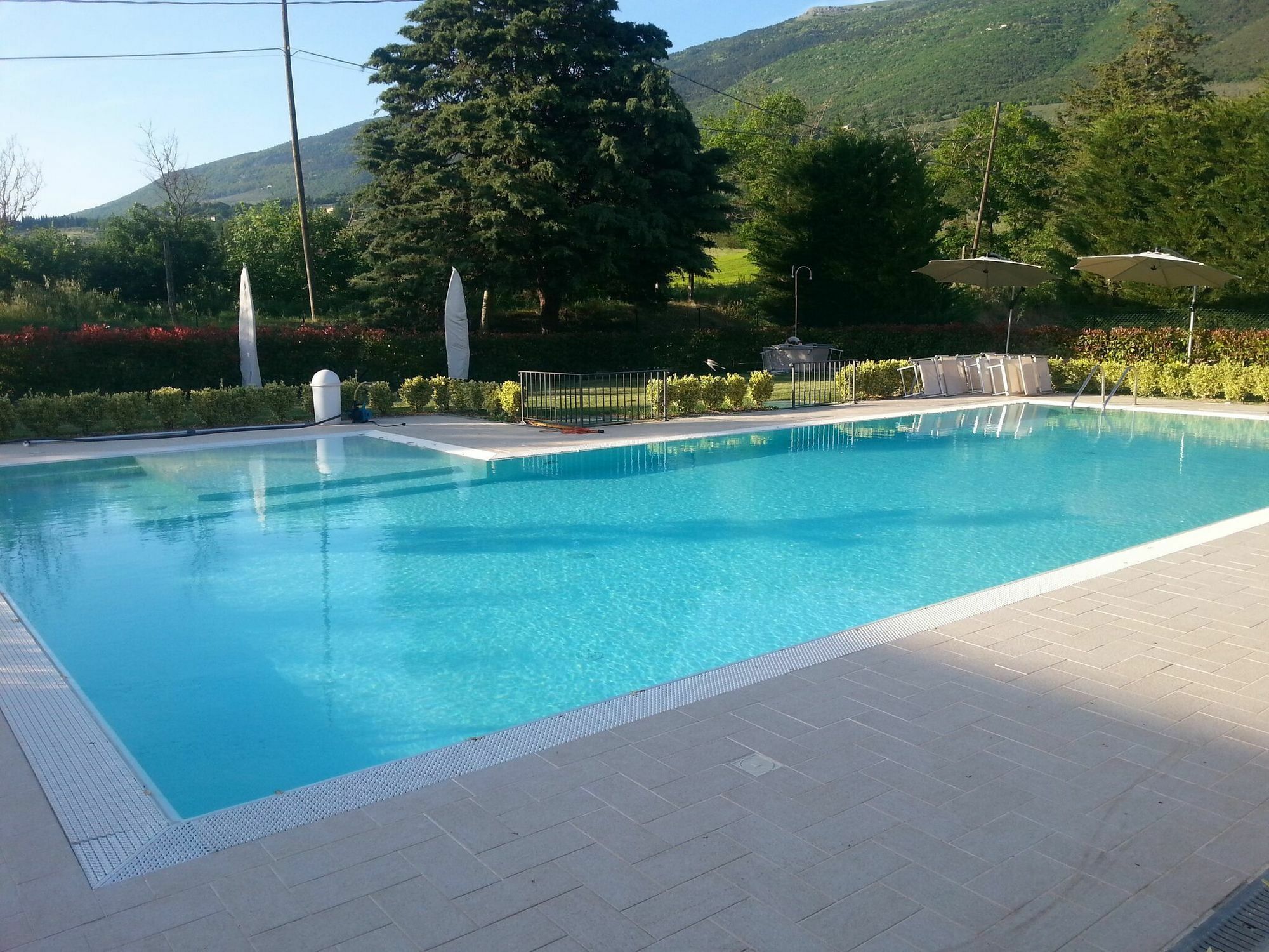 Ostello Victor Center Assisi Eksteriør bilde